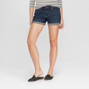 ●NWOT UNIVERSAL THREAD Mid-Rise Midi Shorts